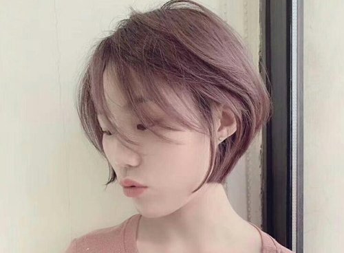后脑勺扁平女生更适合梳短发 时尚气质内扣波波头是你最佳发型