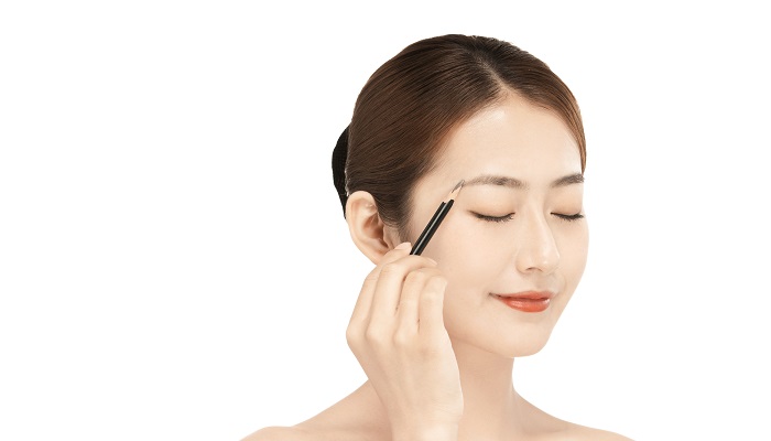 常见上妆工具有哪些 上妆用什么工具 