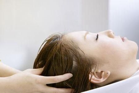护发素怎么正确使用？正确使用护发素深度润养秀发