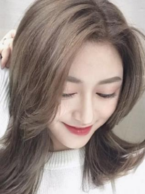 ​2023最流行的锁骨发超级显脸小 谁换上都很美