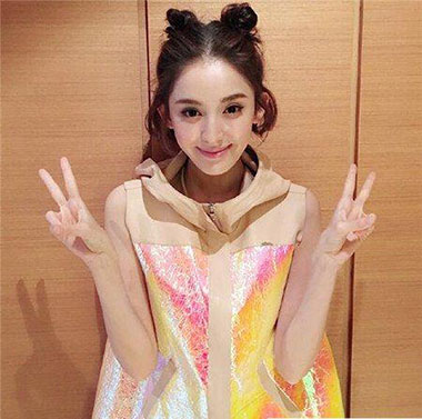 最美不过犄角发型 新出的美颜神器