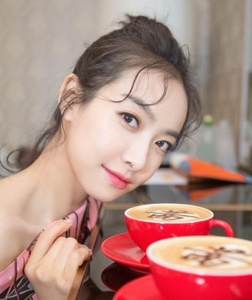 夏天女明星最爱的清凉长发发型