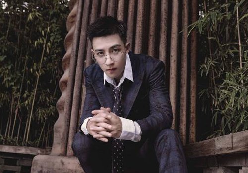男生发型有没有特别适合长脸的 男生脸型发型搭配要认清规则