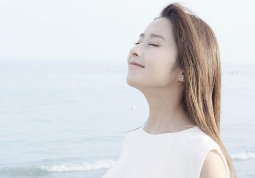 发型能修颜发色也可以吗 圆脸女生适合的发色就能瘦脸