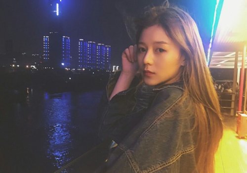 发型能修颜发色也可以吗 圆脸女生适合的发色就能瘦脸