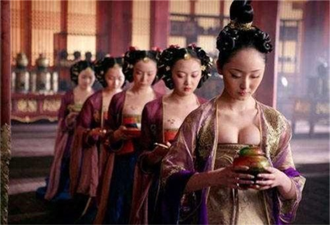 古代三年一次选秀 皇帝不需要这么多该怎么办 