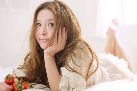 女性丰胸的最快方法？睡眠时候暗自练习丰胸