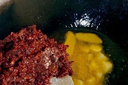 泥鳅怎么做好吃？豆腐泥鳅的做法窍门