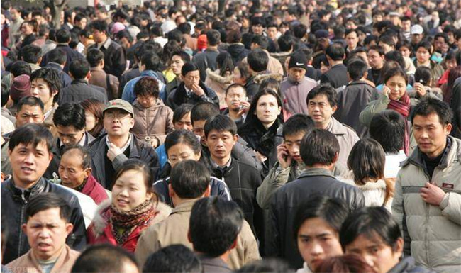 2022年全年出生人口956万人：人口出现负增长 