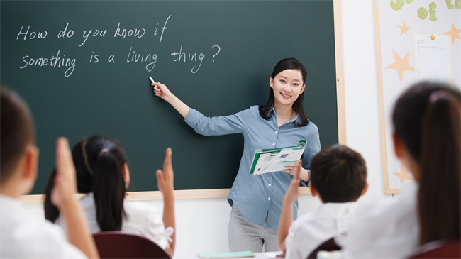 ​学生教材漏洞百出有什么影响 