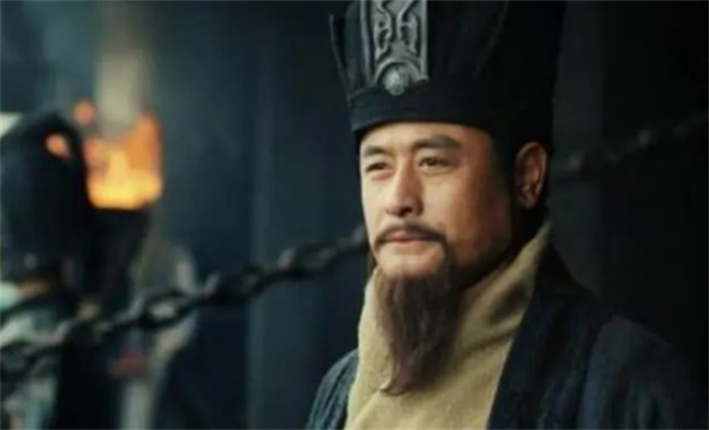 荀彧为什么会选择投靠曹操 