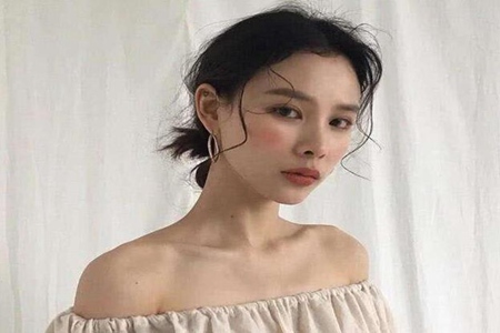 刘海发型女2023，这五款八字刘海能减龄显脸小