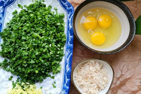 韭菜盒子怎么做好吃？韭菜盒子的做法家常