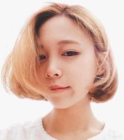 夏季不同脸型女生流行的时髦短发 让你清凉一夏