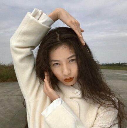 这些发型才是女生玩转夏天的利器 你错过了吗