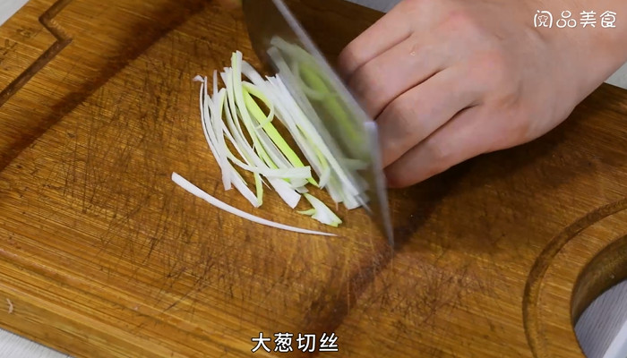 榨菜炒胡萝卜怎么做 榨菜炒胡萝卜的做法 