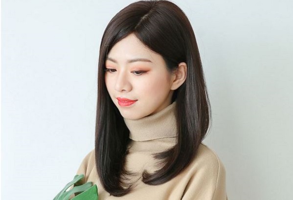 脸大的女生适合什么发型 脸大适合什么发型