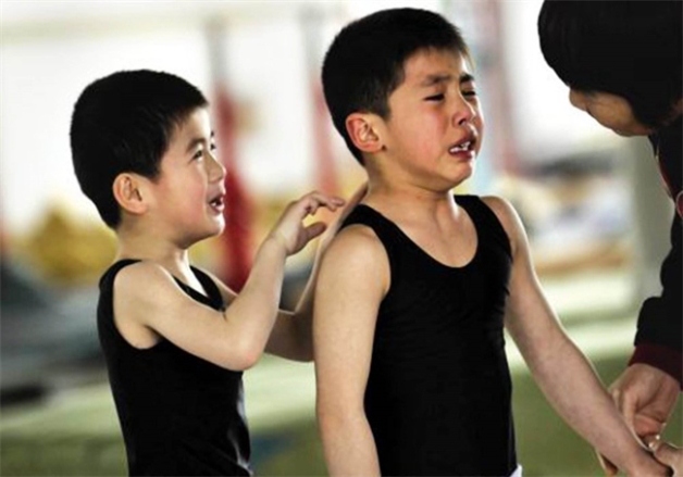 孩子喜欢欺负别人老师怎么教育 