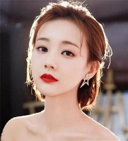 露耳短发发型 气质短发女神