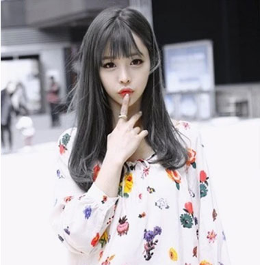 女生宽脸适合的发型 不用烦恼自己脸大啦