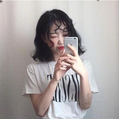 2023留什么刘海最好看 最新流行减龄卷刘海发型女