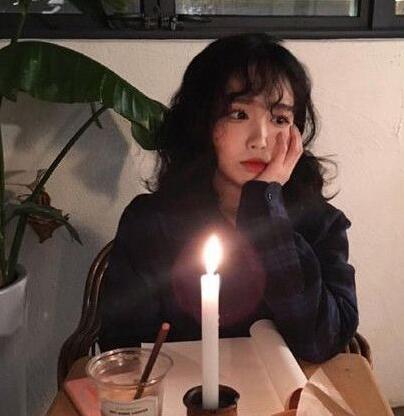2023留什么刘海最好看 最新流行减龄卷刘海发型女