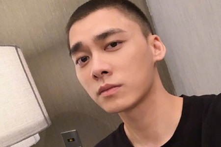 李易峰猕猴桃发型，网友：猕猴桃头型挺好看的！