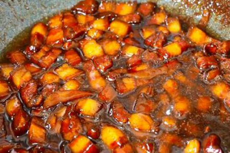 红烧肉怎么做好吃？红烧肉的做法家常做法