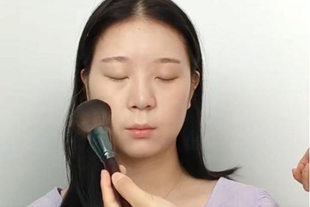 掌握好化妆的正确步骤，村姑也能秒变精致女神