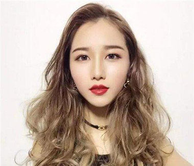 长发烫什么发型好看 经典长发烫发款式