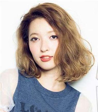 大脸女生最爱的发型 大脸秒变巴掌脸