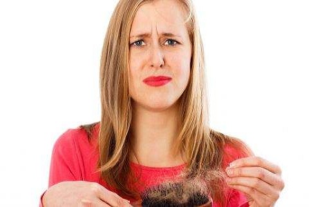 年轻人脱发的原因？预防脱发就要远离熬夜