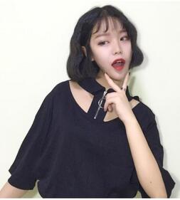 女生中短发烫发甜美又显气质