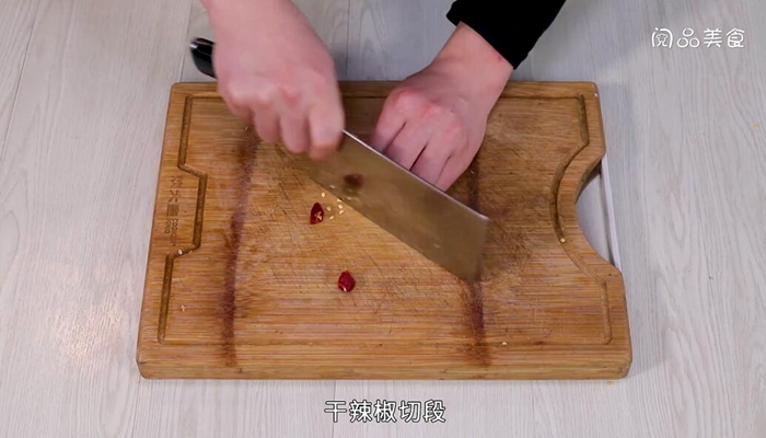 爆炒肉皮的做法 爆炒肉皮怎么做 