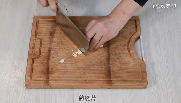 梅干菜焖笋怎么做 梅干菜焖笋的做法 