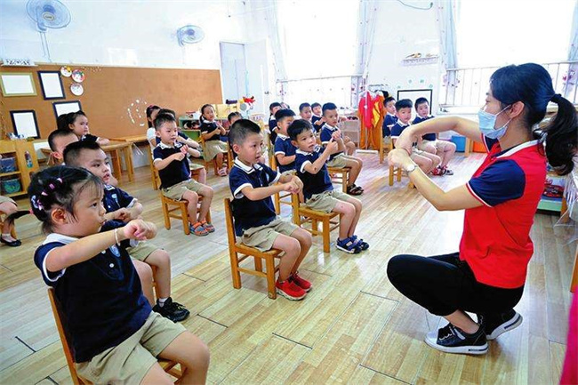 学前教育的老师需要具备哪些条件 