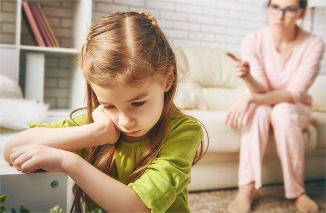 孩子过于依赖父母怎么办 如何应对 