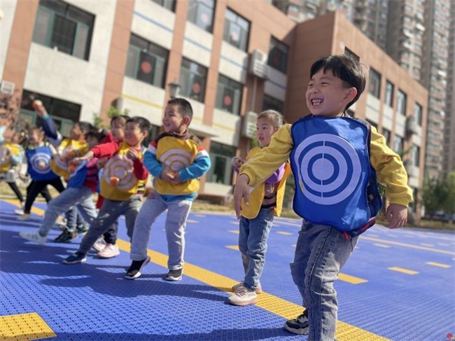 怎么帮孩子在幼儿园结交新朋友 