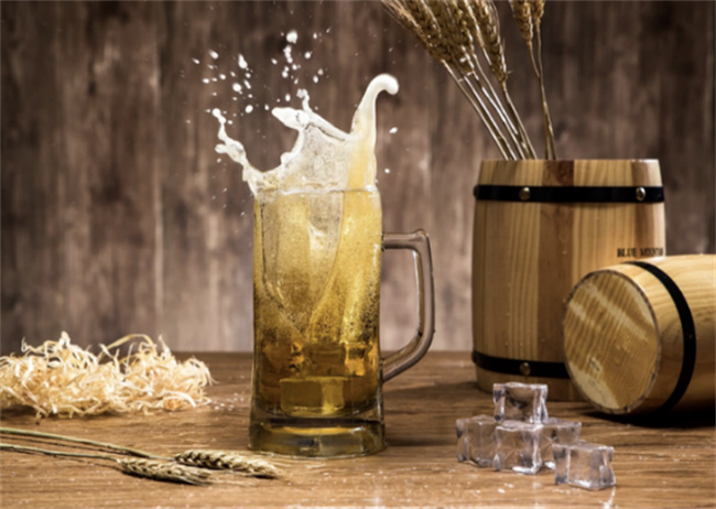 喝啤酒有什么食用禁忌 啤酒不宜同食的食物 