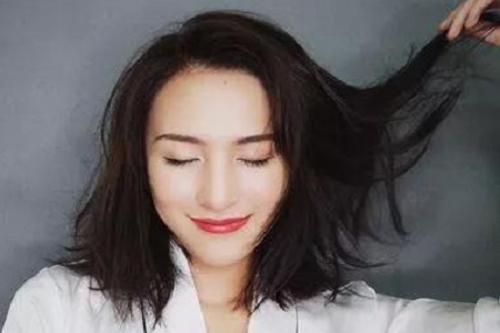 女性INS时尚发型设计，能让你秒变网红