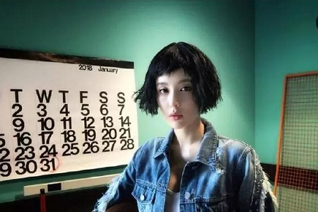 20年前短发女神是王菲，20年后短发女神是娜扎