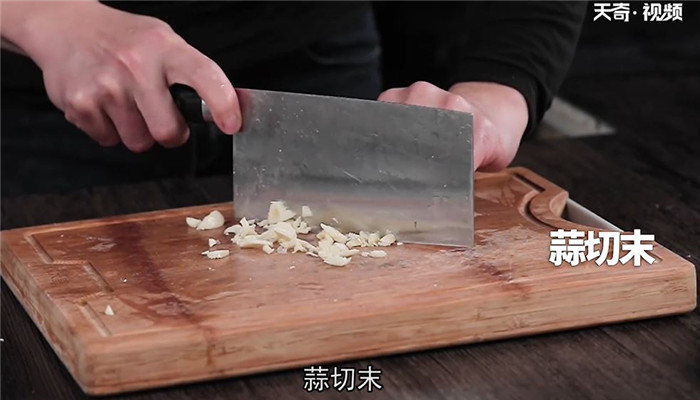 肉末榄菜炒笋丝怎么做 肉末榄菜炒笋丝的做法 