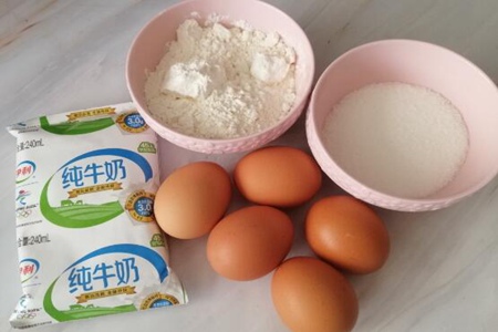戚风蛋糕怎么做的蓬松？戚风蛋糕的做法