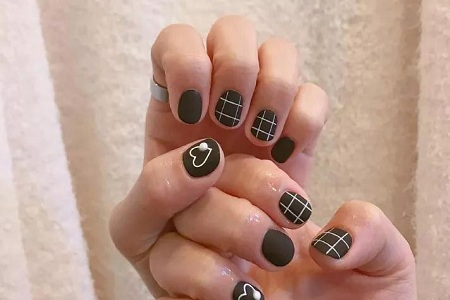 冬季美甲强烈来袭，大家请准备好你的双手