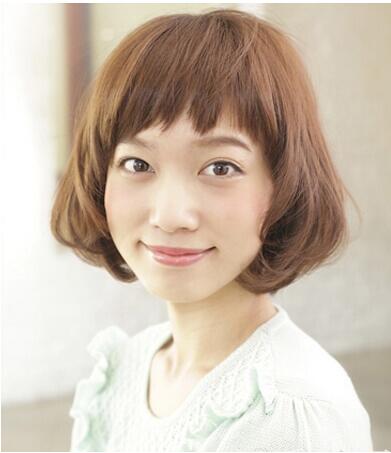 头型长小脸宽女生适合的微卷梨花头发型
