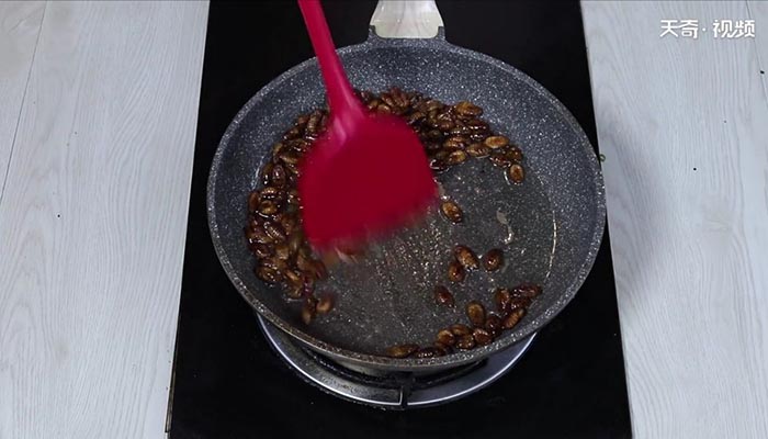 蚕蛹怎么做 蚕蛹的做法 