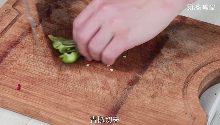 梅干菜烧茄子怎么做 梅干菜烧茄子的做法 