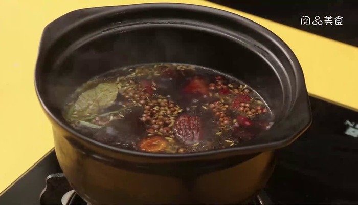 卤水鸭脖的做法 卤水鸭脖怎么做才好吃 