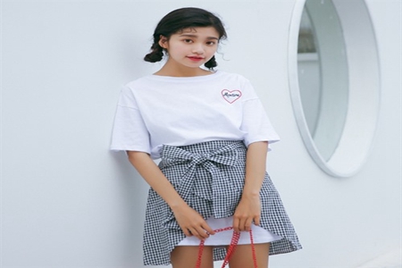 小个子女生如何穿衣搭配，这三款清新少女可盐可甜穿搭