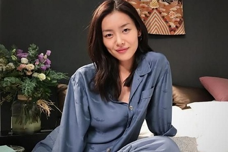 女人最高级的发型，便是慵懒卷发